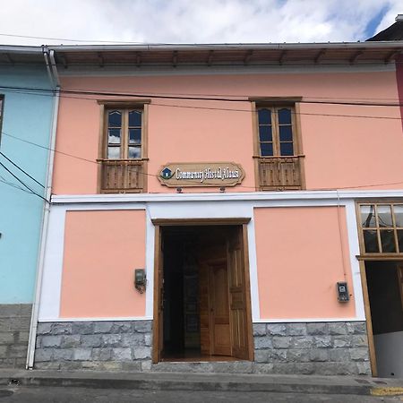 Community Hostel אלאוסי מראה חיצוני תמונה