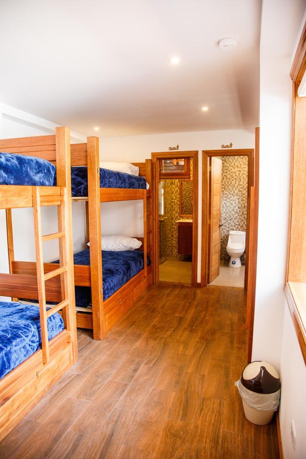 Community Hostel אלאוסי מראה חיצוני תמונה