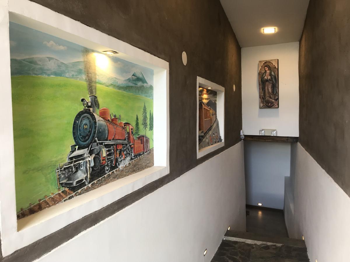Community Hostel אלאוסי מראה חיצוני תמונה
